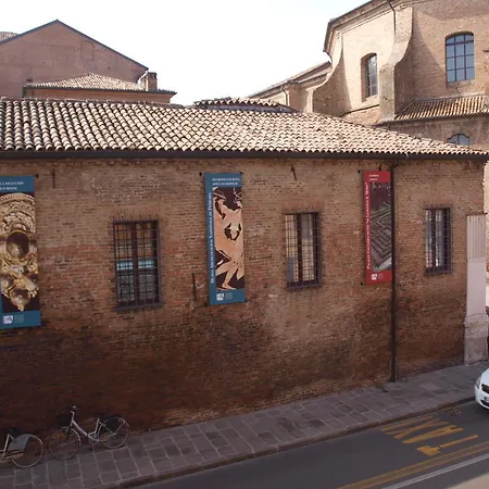 Notte Al Museo Φεράρα